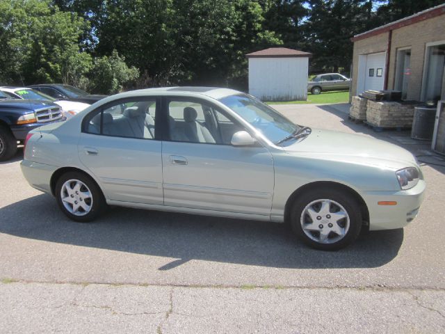 2004 Hyundai Elantra FWD 4dr Sport