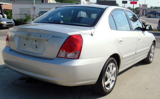 2004 Hyundai Elantra FWD 4dr Sport