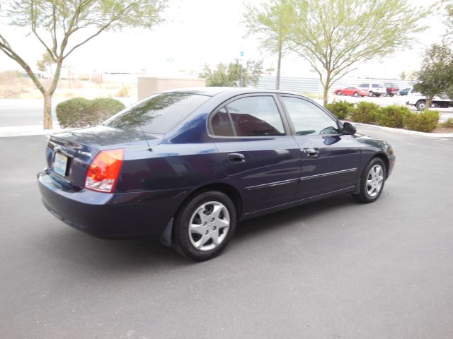 2004 Hyundai Elantra FWD 4dr Sport