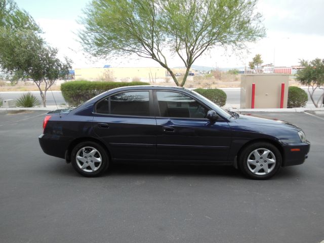 2004 Hyundai Elantra FWD 4dr Sport