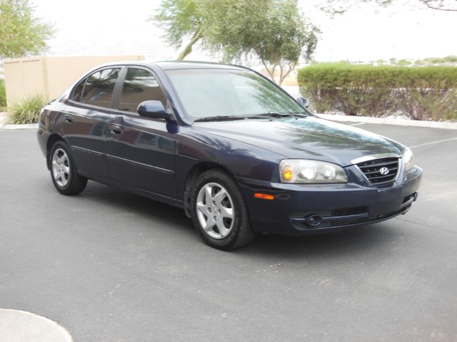 2004 Hyundai Elantra FWD 4dr Sport