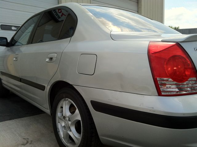 2004 Hyundai Elantra Low Price