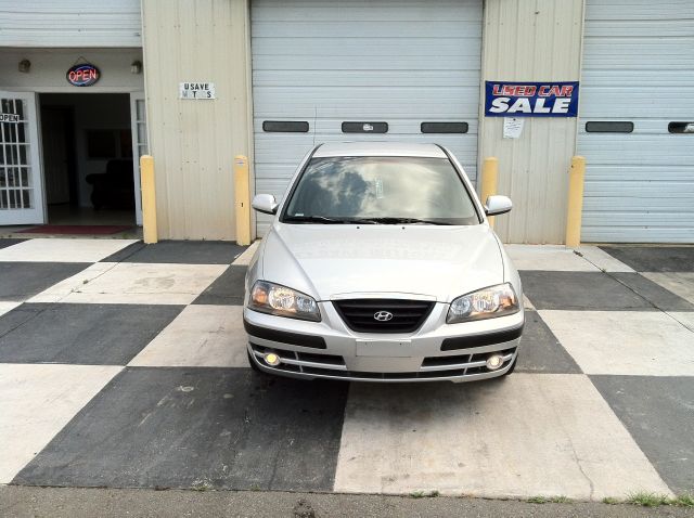 2004 Hyundai Elantra Low Price