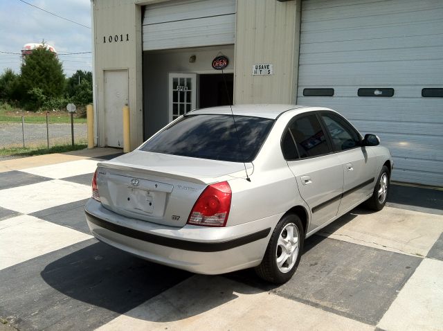 2004 Hyundai Elantra Low Price