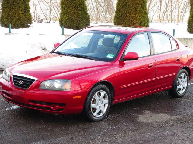 2004 Hyundai Elantra FWD 4dr Sport