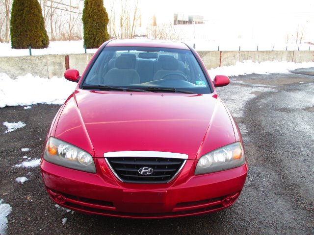 2004 Hyundai Elantra FWD 4dr Sport