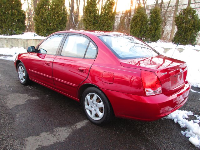 2004 Hyundai Elantra FWD 4dr Sport