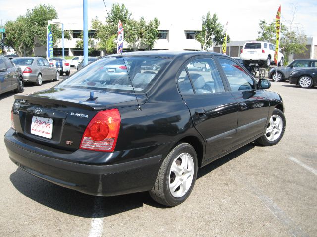 2005 Hyundai Elantra Low Price