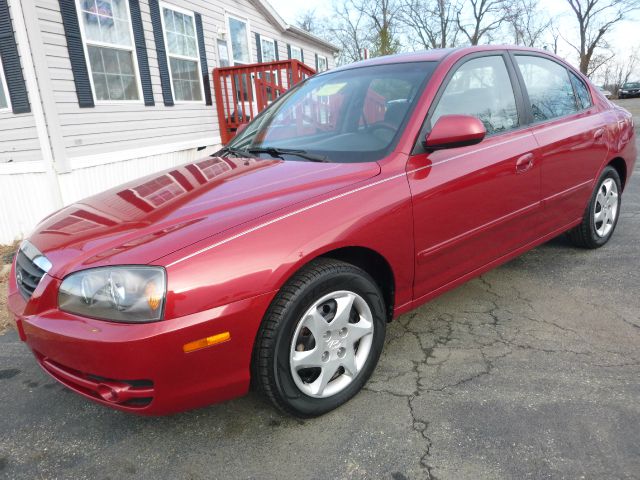 2005 Hyundai Elantra 4dr Sdn I4 CVT 2.5 S Sedan