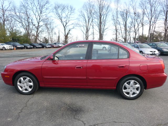 2005 Hyundai Elantra 4dr Sdn I4 CVT 2.5 S Sedan