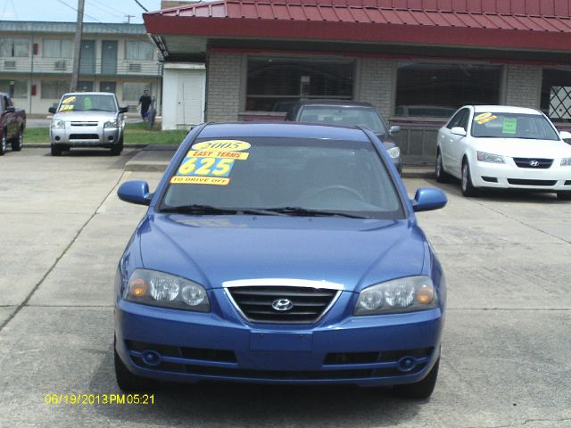 2005 Hyundai Elantra Low Price