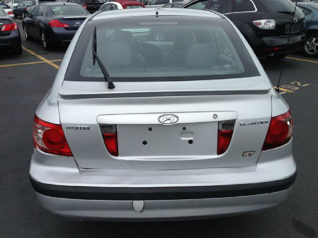 2005 Hyundai Elantra Riviera