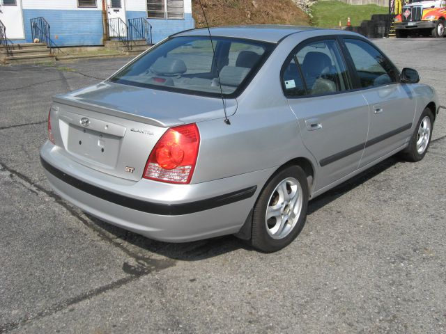 2005 Hyundai Elantra Low Price