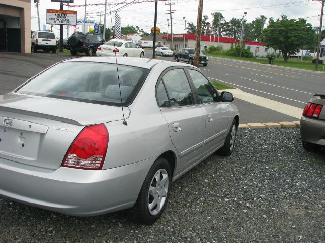 2006 Hyundai Elantra ADV AWD