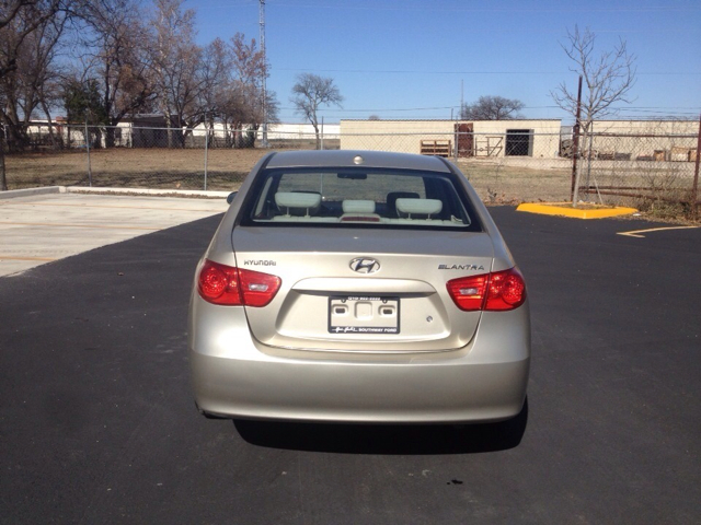 2008 Hyundai Elantra FWD 4dr Sport