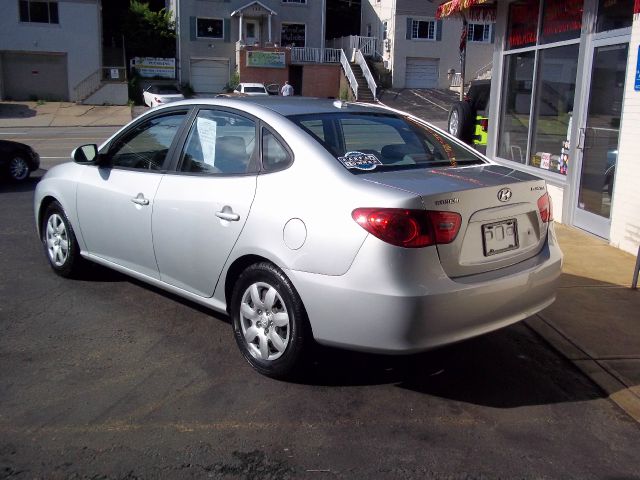 2009 Hyundai Elantra FWD 4dr Sport