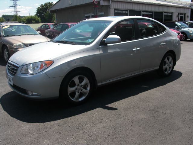 2009 Hyundai Elantra FWD 4dr Sport