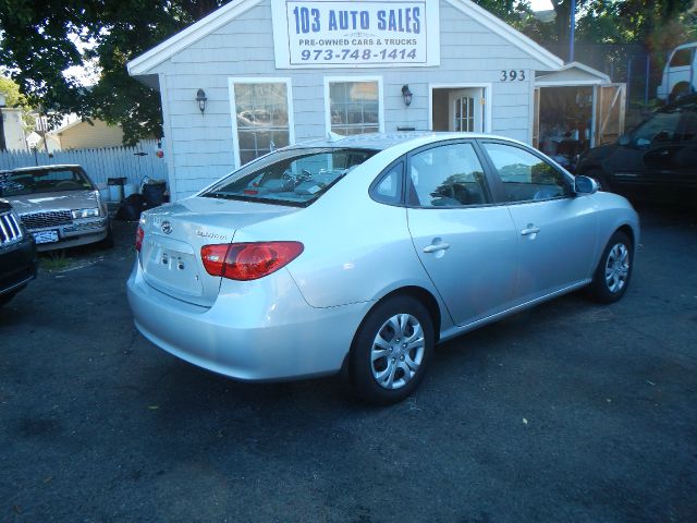 2009 Hyundai Elantra FWD 4dr Sport