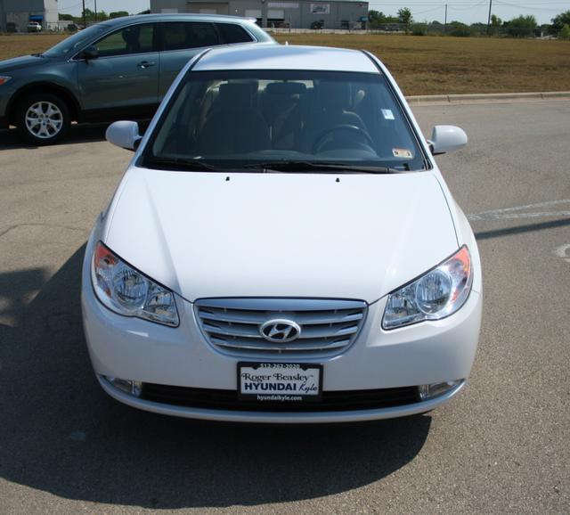 2010 Hyundai Elantra FWD 4dr Sport