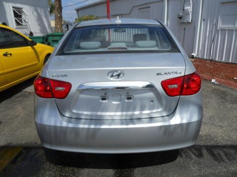 2010 Hyundai Elantra FWD 4dr Sport