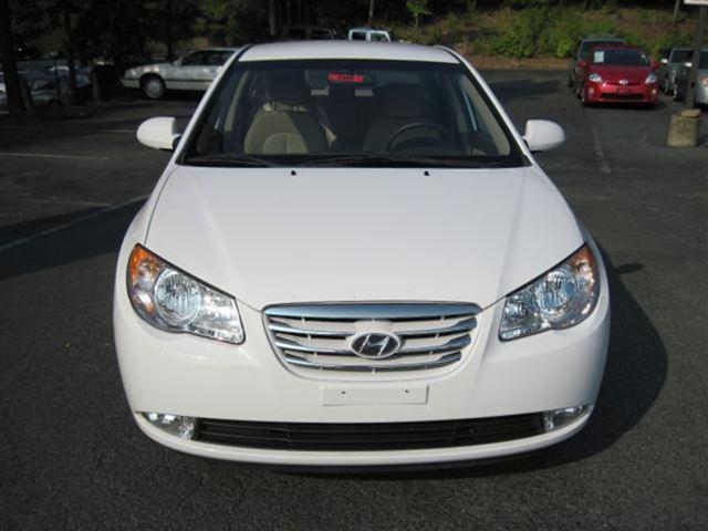 2010 Hyundai Elantra E350 XLT 12 Passenger Van