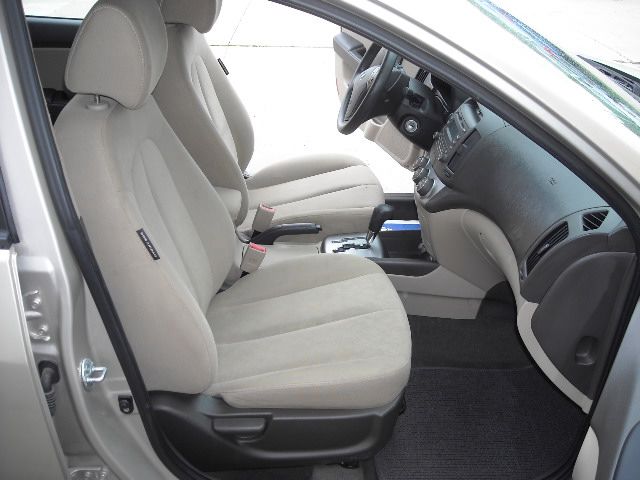 2010 Hyundai Elantra FWD 4dr Sport