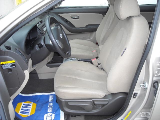 2010 Hyundai Elantra FWD 4dr Sport