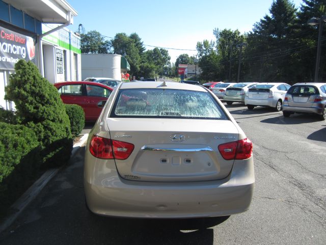 2010 Hyundai Elantra FWD 4dr Sport