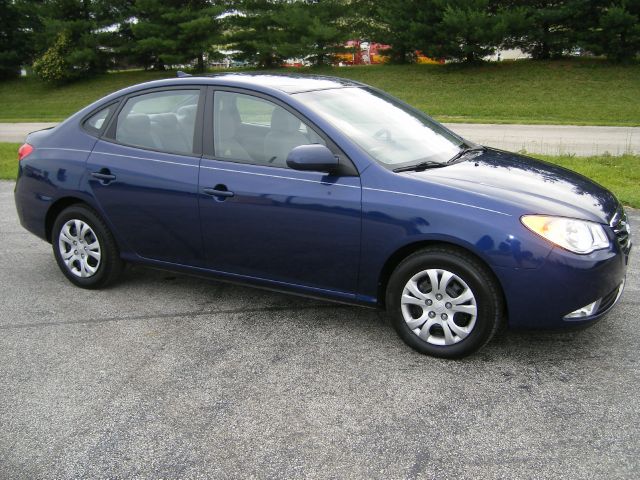 2010 Hyundai Elantra FWD 4dr Sport