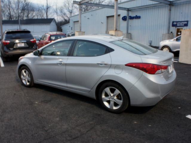 2011 Hyundai Elantra FWD 4dr Sport