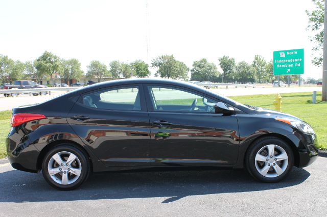 2011 Hyundai Elantra 4WD 4dr V6 SR5 Sport