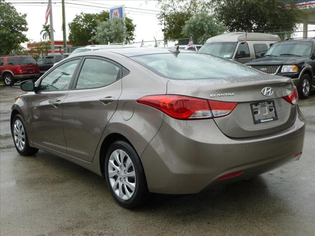 2011 Hyundai Elantra FWD 4dr Sport