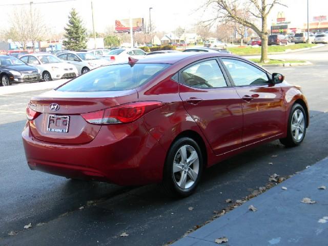 2011 Hyundai Elantra 4dr Sdn I4 CVT 2.5 S Sedan