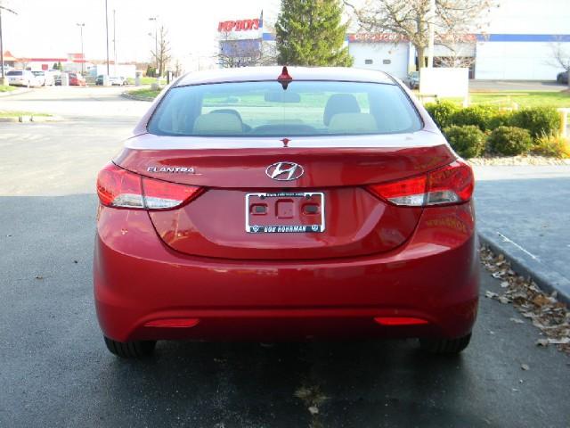 2011 Hyundai Elantra 4dr Sdn I4 CVT 2.5 S Sedan