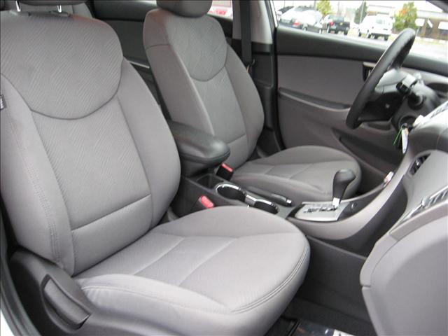 2011 Hyundai Elantra FWD 4dr Sport