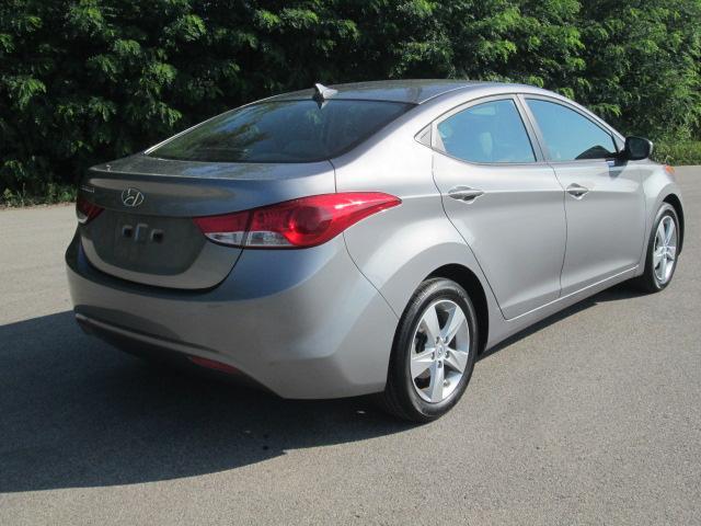 2011 Hyundai Elantra FWD 4dr Sport