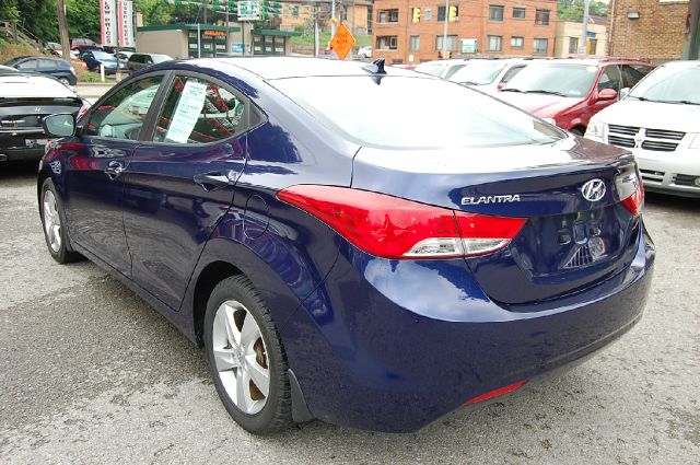 2012 Hyundai Elantra Supercab SRW 4X