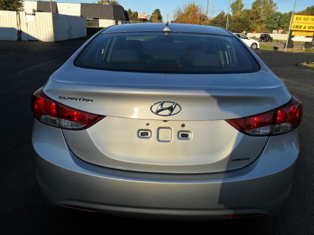 2012 Hyundai Elantra SLT 25