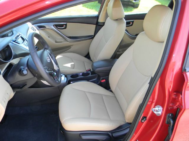 2012 Hyundai Elantra SLT 25