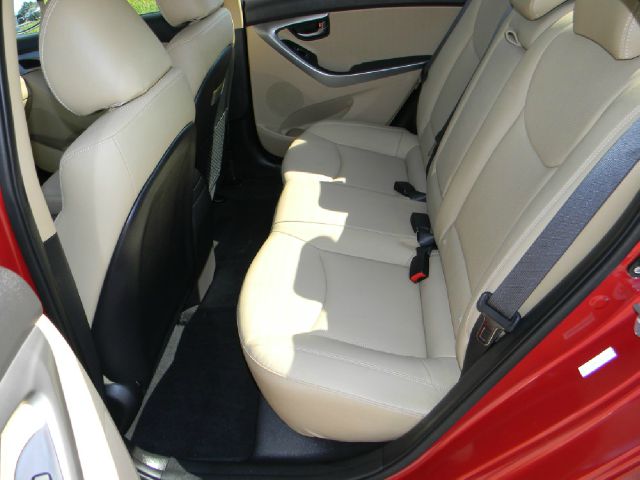 2012 Hyundai Elantra SLT 25