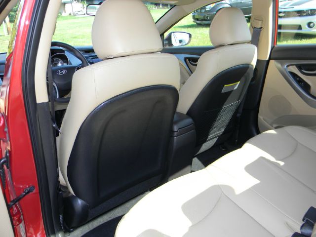 2012 Hyundai Elantra SLT 25