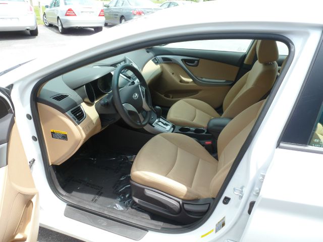 2012 Hyundai Elantra SLT 25