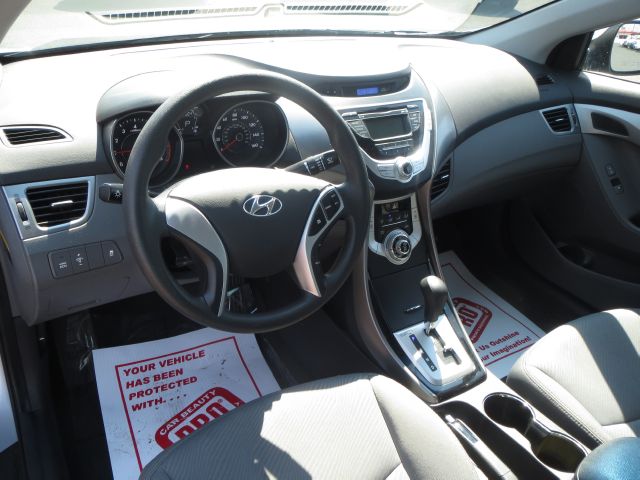 2012 Hyundai Elantra 4WD 4dr V6 SR5 Sport