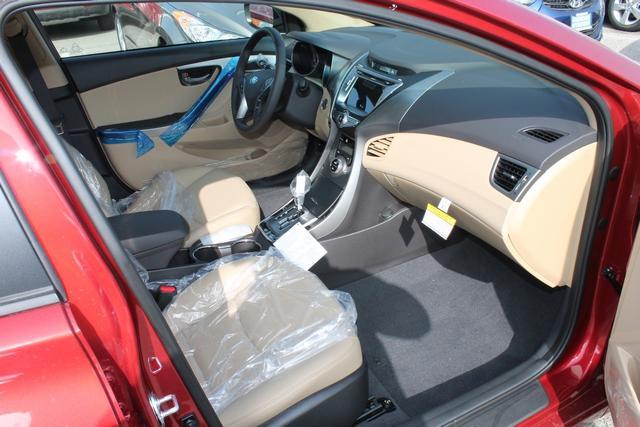 2013 Hyundai Elantra SLT 25