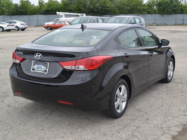 2013 Hyundai Elantra FWD 4dr Sport