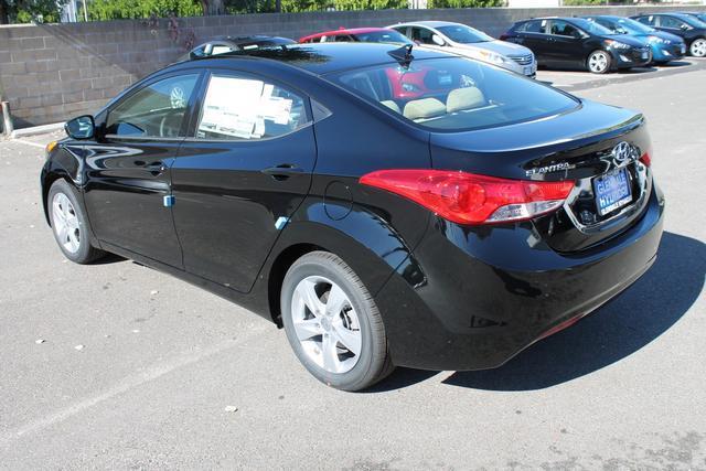 2013 Hyundai Elantra FWD 4dr Sport