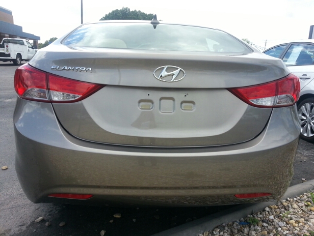 2013 Hyundai Elantra Unknown