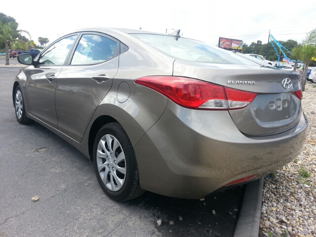 2013 Hyundai Elantra Unknown