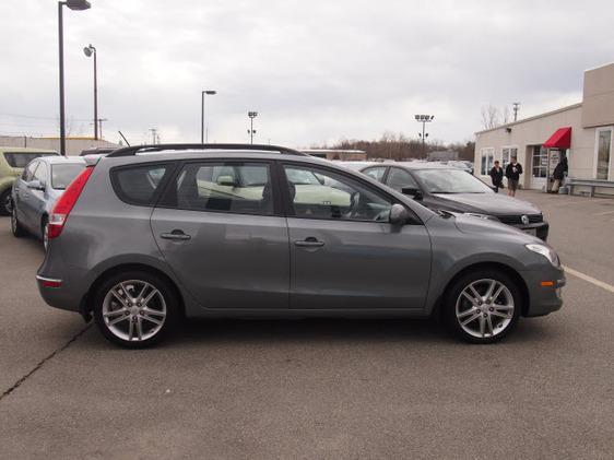 2010 Hyundai Elantra Touring W/1sh GT