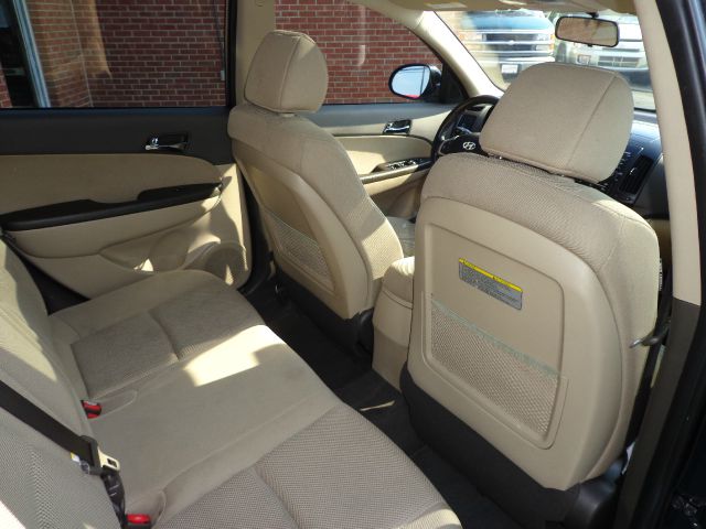 2010 Hyundai Elantra Touring W/1sh GT